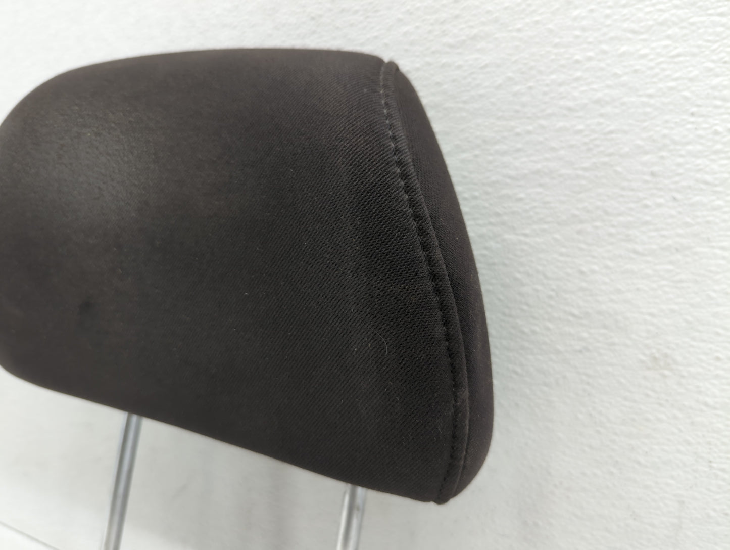 2007-2009 Pontiac G6 Headrest Head Rest Front Driver Passenger Seat Fits Fits 2007 2008 2009 OEM Used Auto Parts - Oemusedau