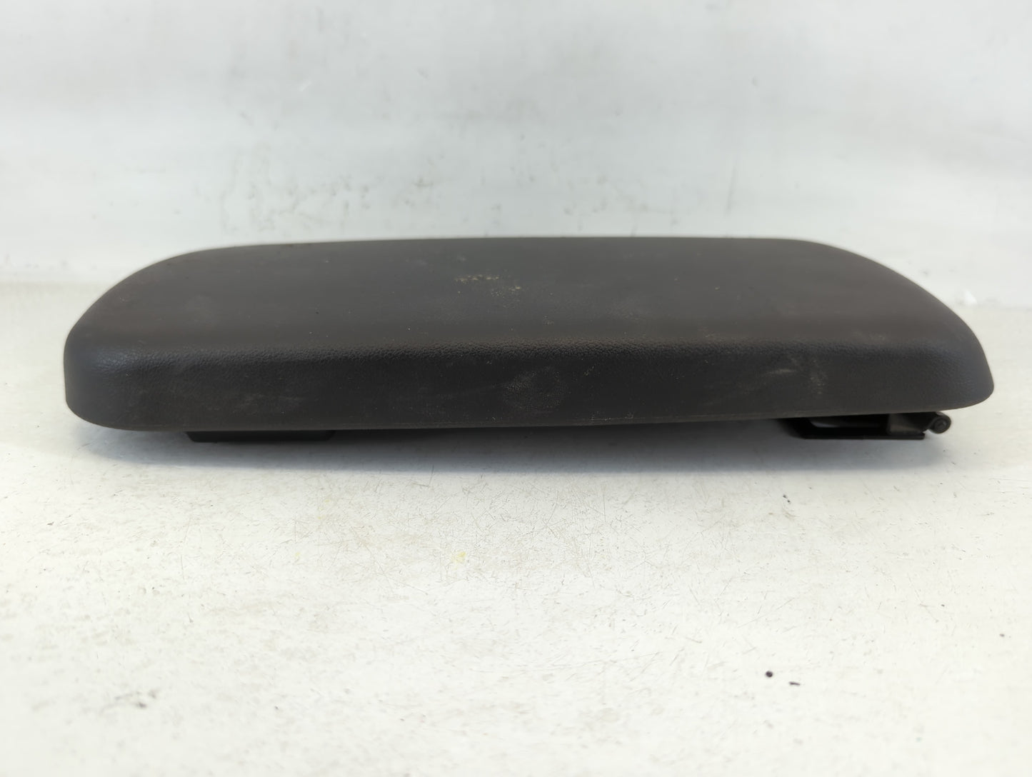 2007 Pontiac G6 Center Console Armrest Cover Lid Black - Oemusedautoparts1.com