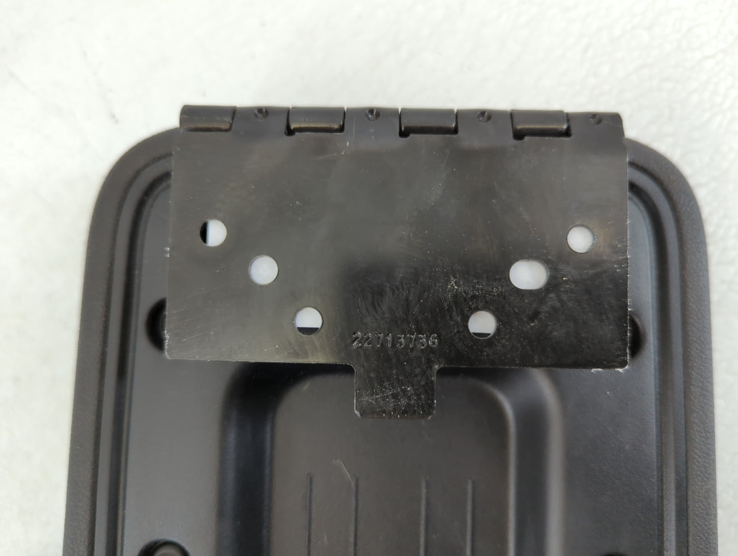 2007 Pontiac G6 Center Console Armrest Cover Lid Black - Oemusedautoparts1.com