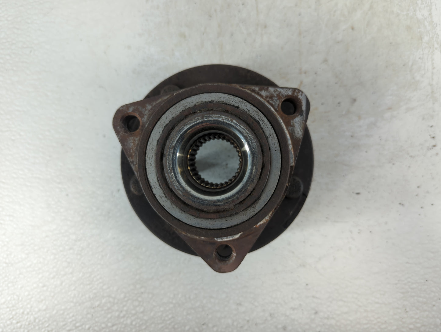 2005-2007 Pontiac G6 Driver Front Wheel Hub Oem 700721 - Oemusedautoparts1.com