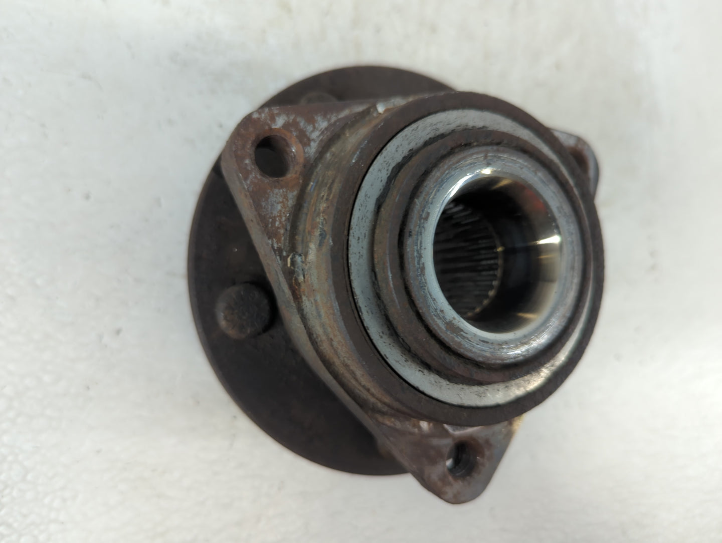 2005-2007 Pontiac G6 Driver Front Wheel Hub Oem 700721 - Oemusedautoparts1.com