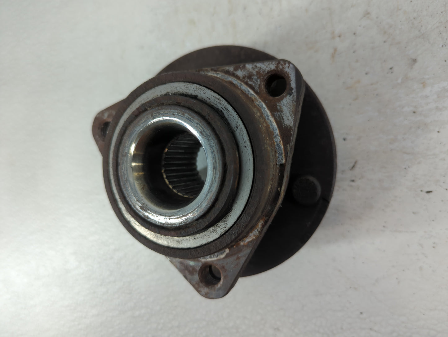 2005-2007 Pontiac G6 Driver Front Wheel Hub Oem 700721 - Oemusedautoparts1.com