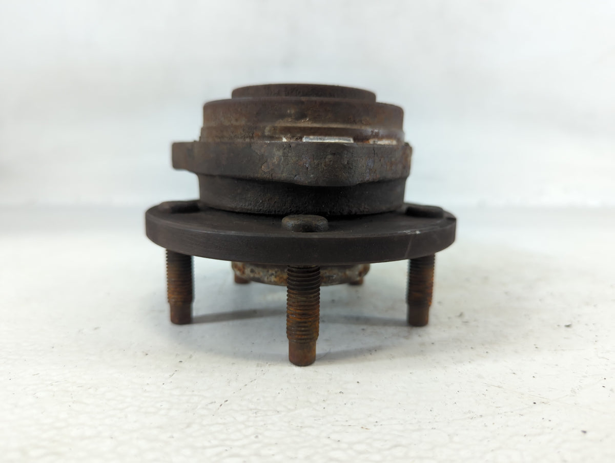 2005-2007 Pontiac G6 Driver Front Wheel Hub Oem 700721 - Oemusedautoparts1.com