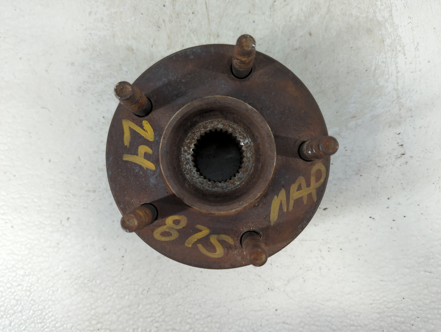 2005-2007 Pontiac G6 Driver Front Wheel Hub Oem 700721 - Oemusedautoparts1.com