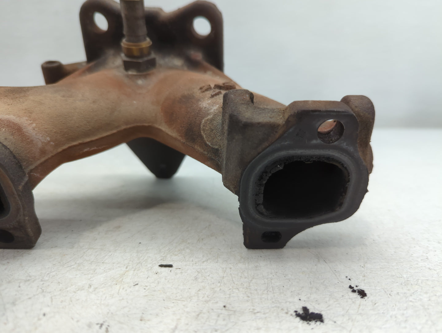 2006-2010 Pontiac G6 Turbocharger Exhaust Manifold With Turbo Charger - Oemusedautoparts1.com