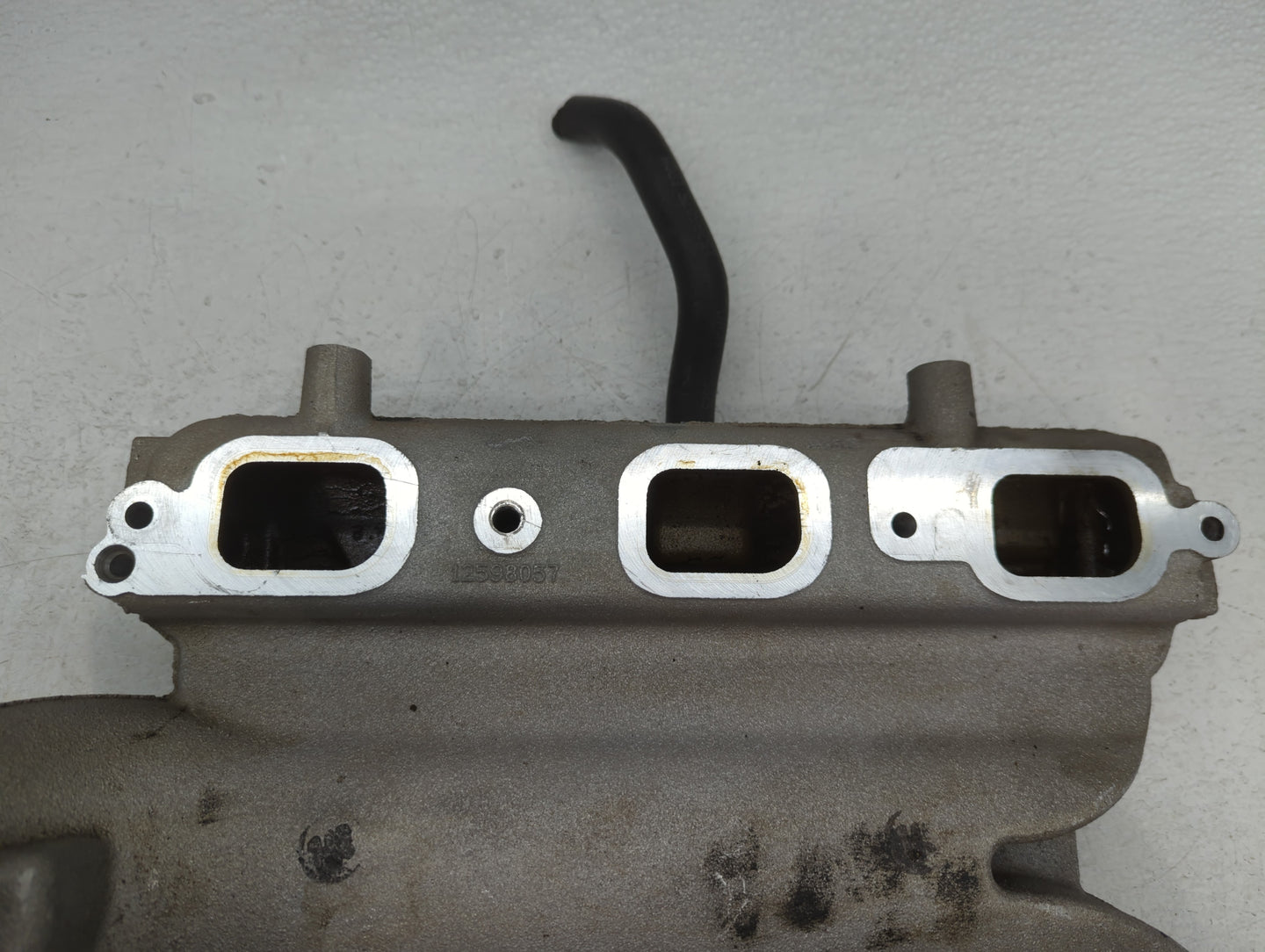 2007 Pontiac G6 Air Intake Manifold P/N:12598057 Fits Fits 2006 OEM Used Auto Parts - Oemusedautoparts1.com