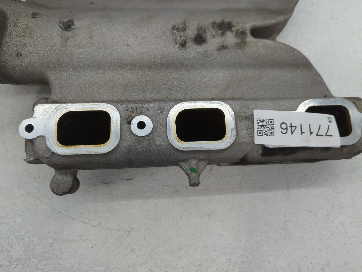 2007 Pontiac G6 Air Intake Manifold P/N:12598057 Fits Fits 2006 OEM Used Auto Parts - Oemusedautoparts1.com