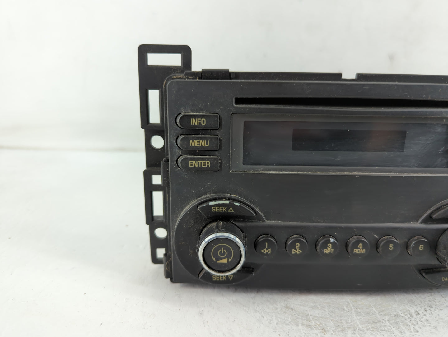 2006-2007 Pontiac G6 Radio AM FM Cd Player Receiver Replacement P/N:15919055 Fits Fits 2006 2007 OEM Used Auto Parts - Oemus