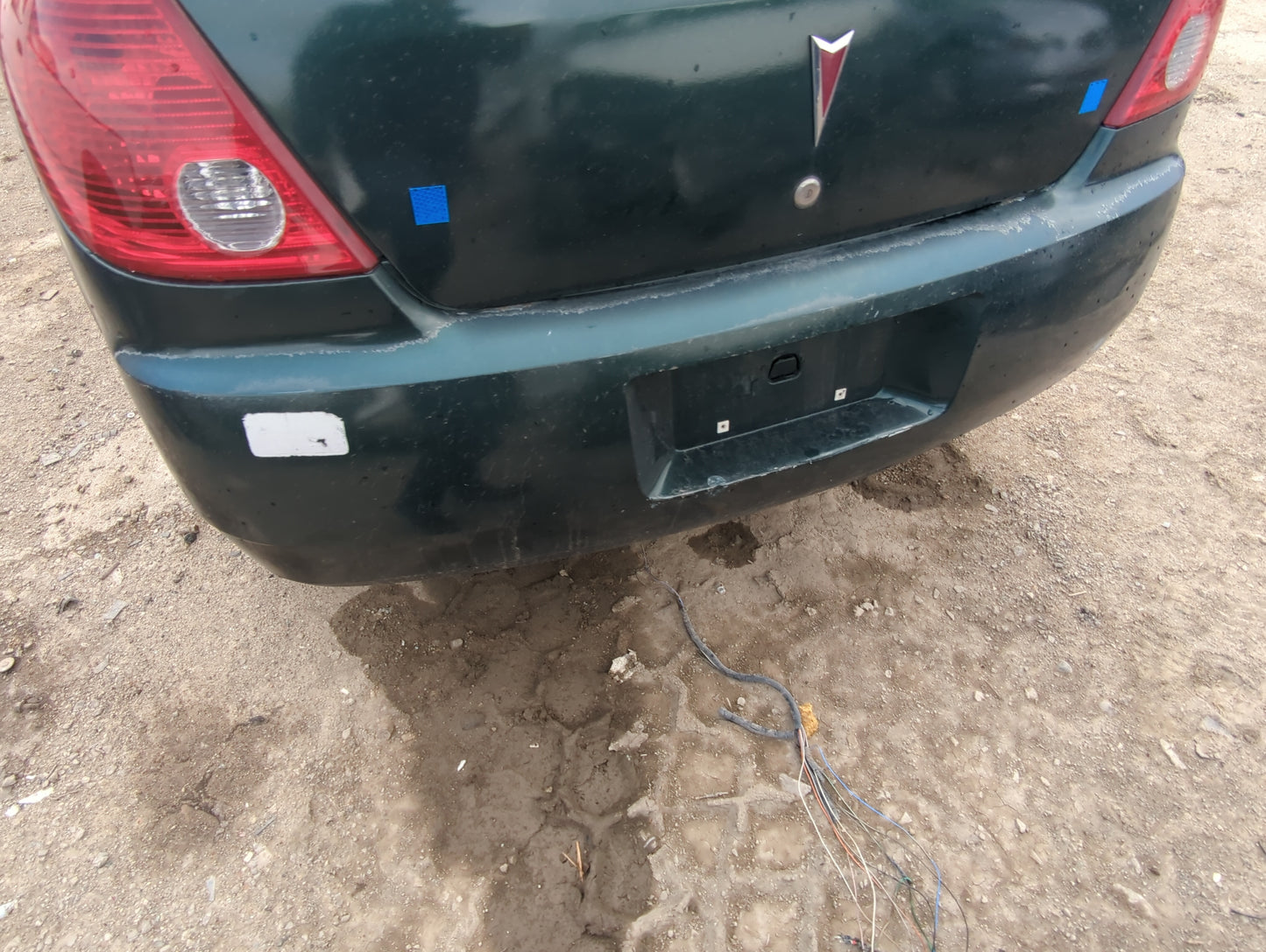 2006-2007 Pontiac G6 Rear Bumper Assembly Oem - Oemusedautoparts1.com