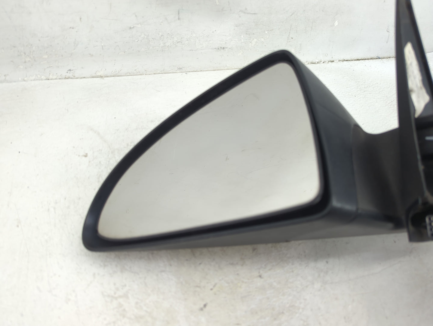 2005-2009 Pontiac G6 Driver Side View Mirror - Left Door Mirror OEM Used - Oemusedautoparts1.com