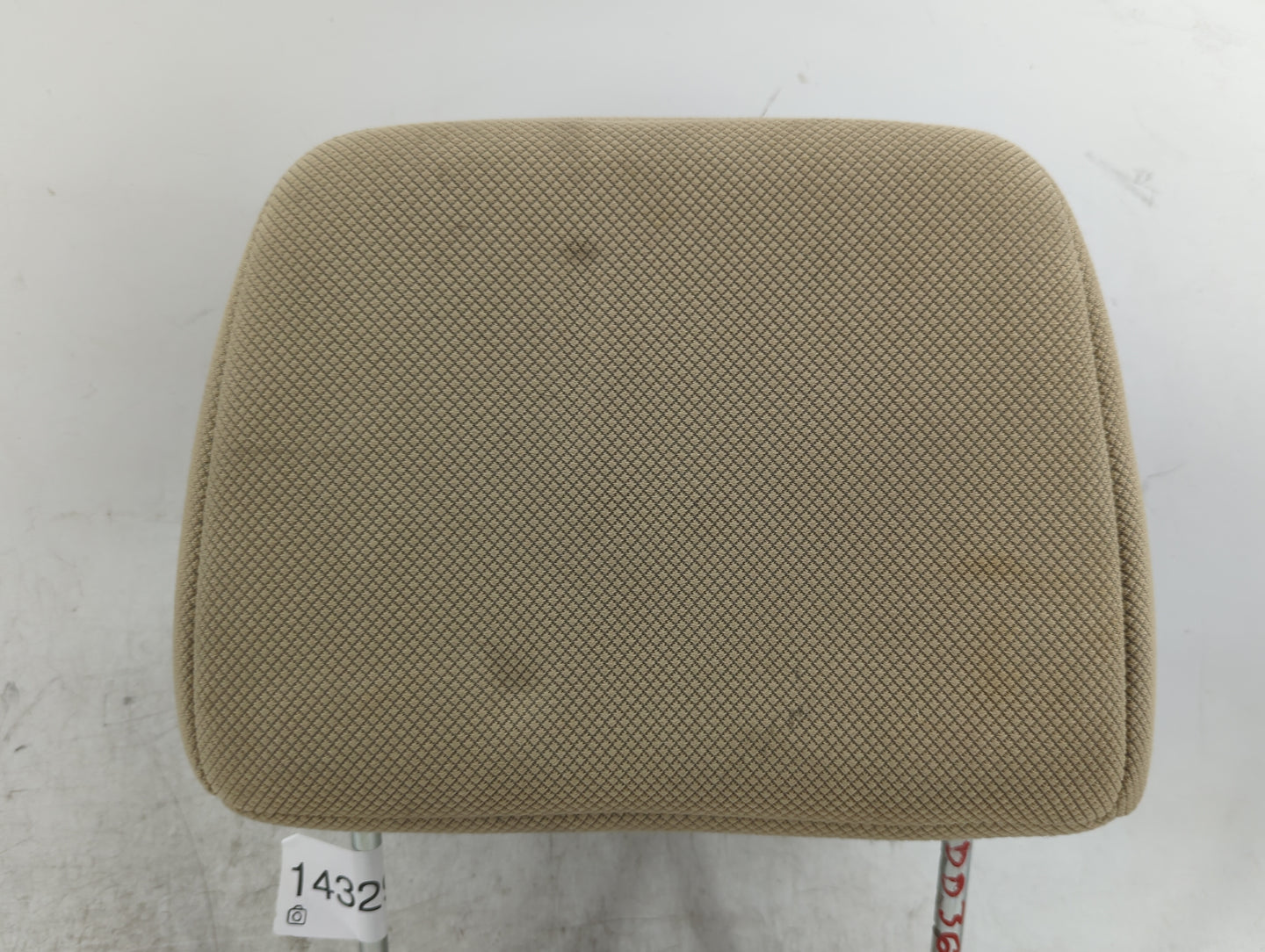 2006-2008 Pontiac Grand Prix Headrest Head Rest Rear Seat Fits Fits 2006 2007 2008 OEM Used Auto Parts - Oemusedautoparts1.c