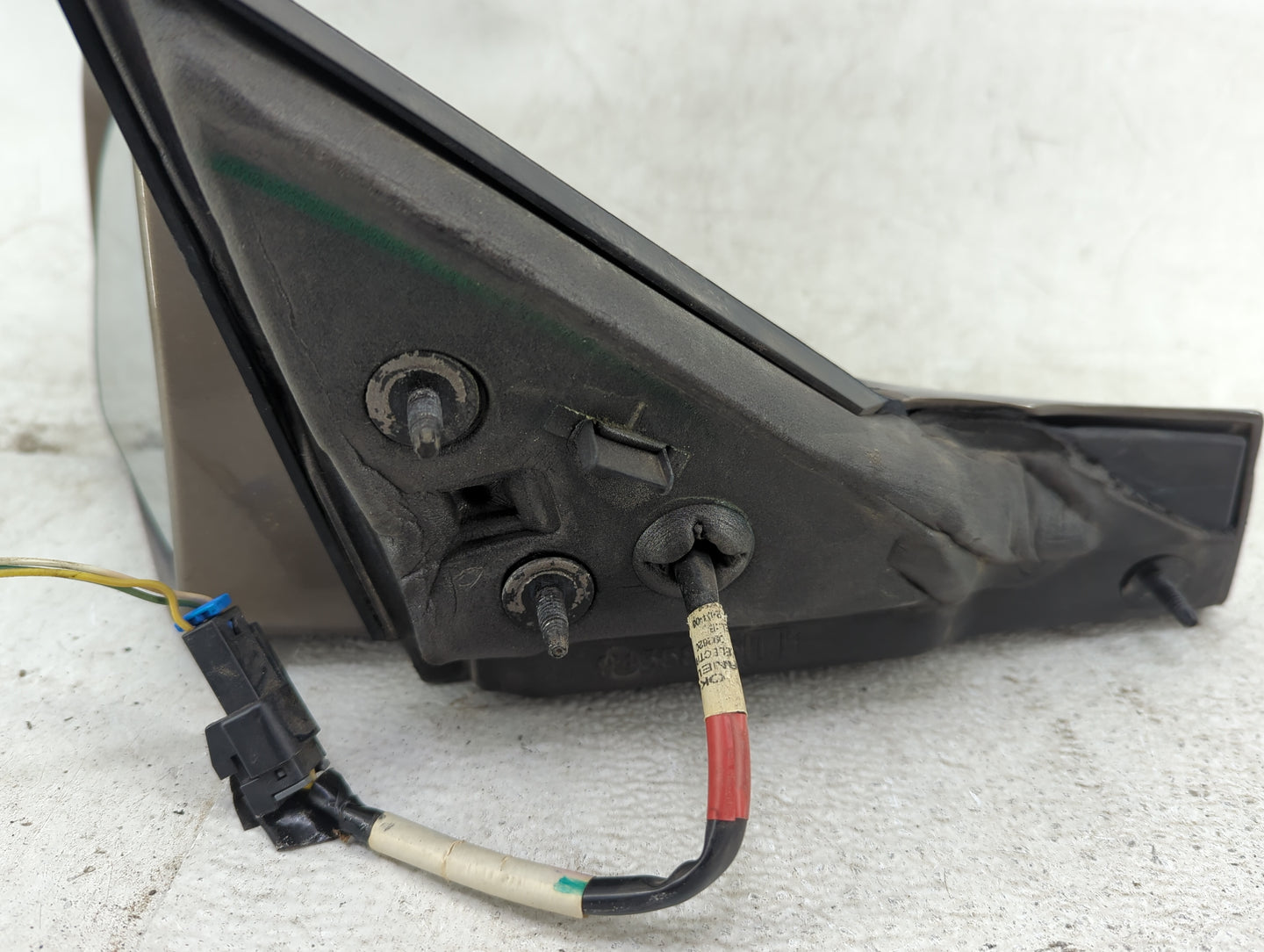 2007 Pontiac Grand Prix Driver Side View Mirror - Left Door Mirror OEM Used - Oemusedautoparts1.com
