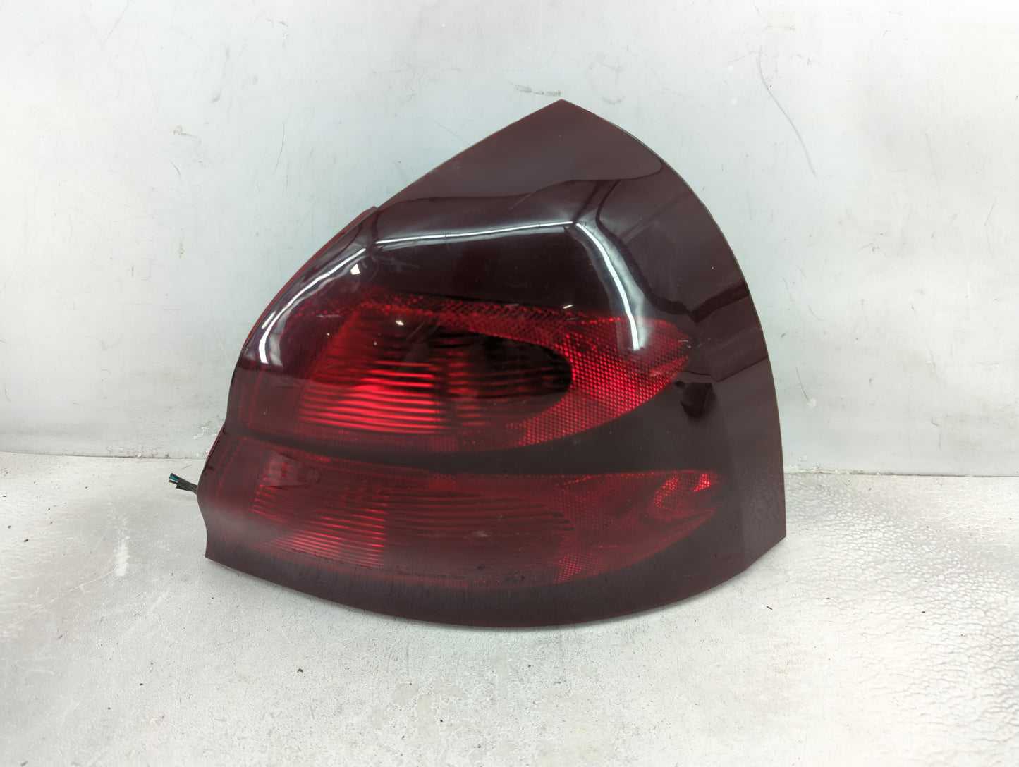 2004-2008 Pontiac Grand Prix Tail Light Assembly Passenger Right OEM Fits Fits 2004 2005 2006 2007 2008 OEM Used Auto Parts 