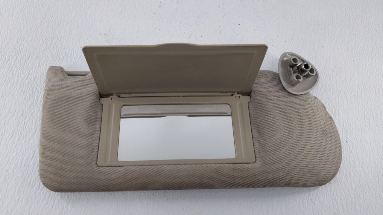 2005-2008 Pontiac Grand Prix Sun Visor Shade Replacement Passenger Right Mirror Fits Fits 2005 2006 2007 2008 OEM Used Auto 