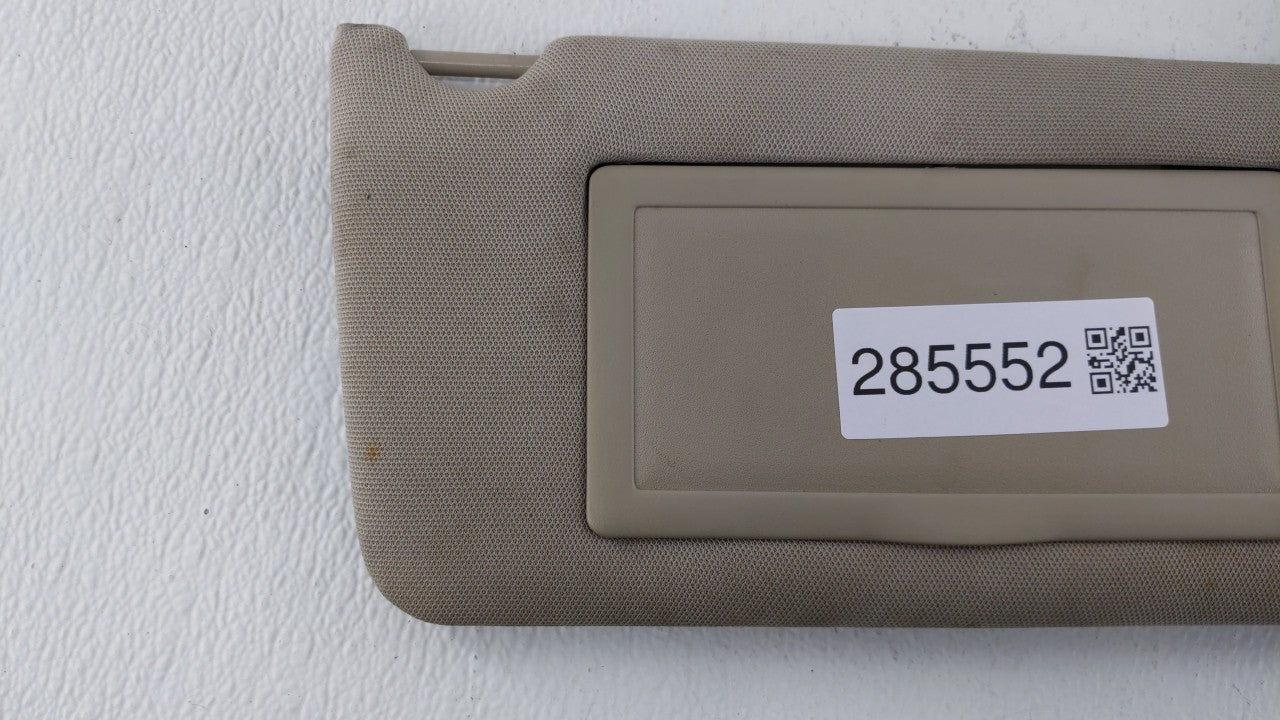 2005-2008 Pontiac Grand Prix Sun Visor Shade Replacement Passenger Right Mirror Fits Fits 2005 2006 2007 2008 OEM Used Auto 