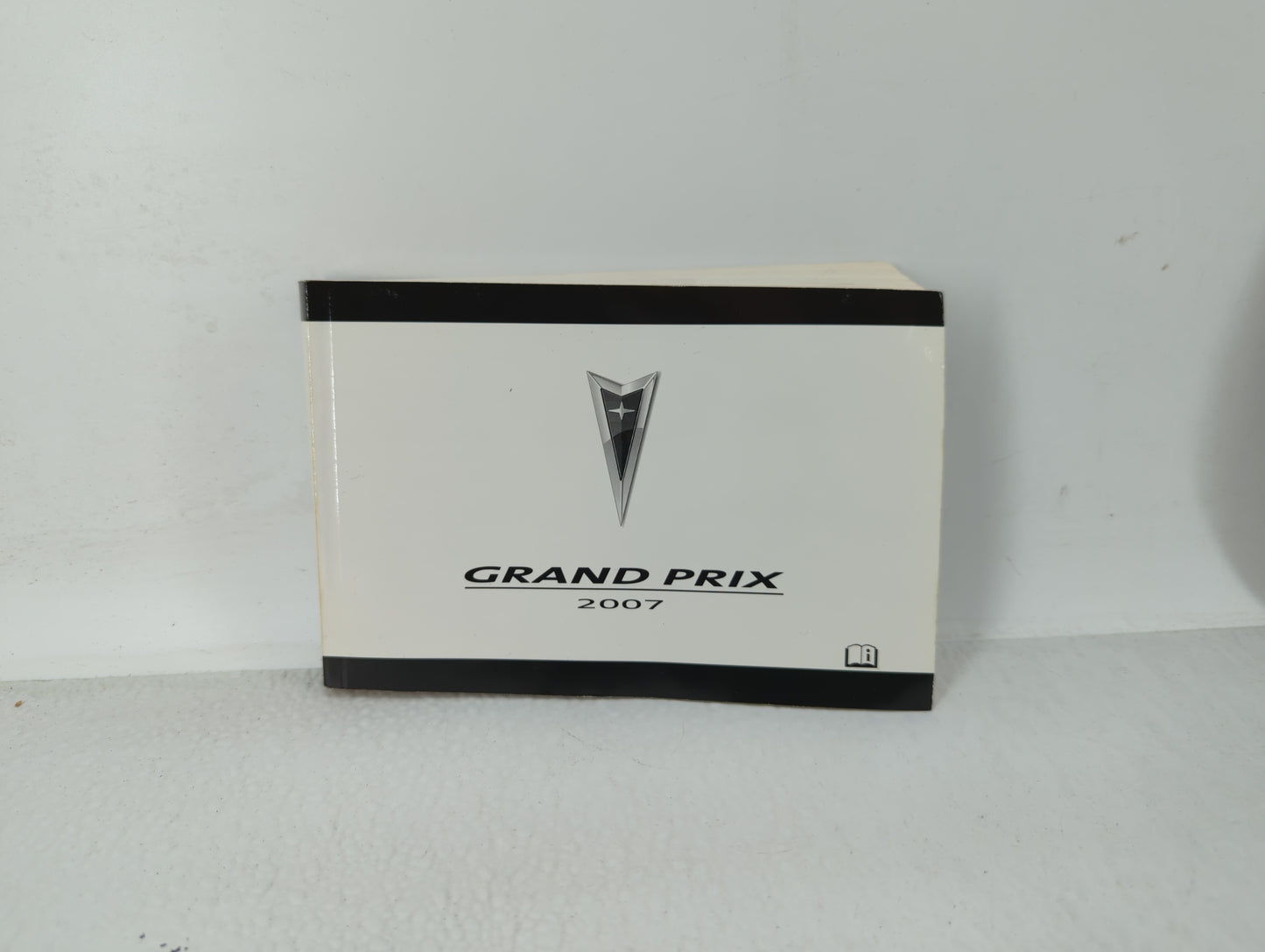 2007 Pontiac Grand Prix Owners Manual Book Guide OEM Used Auto Parts - Oemusedautoparts1.com