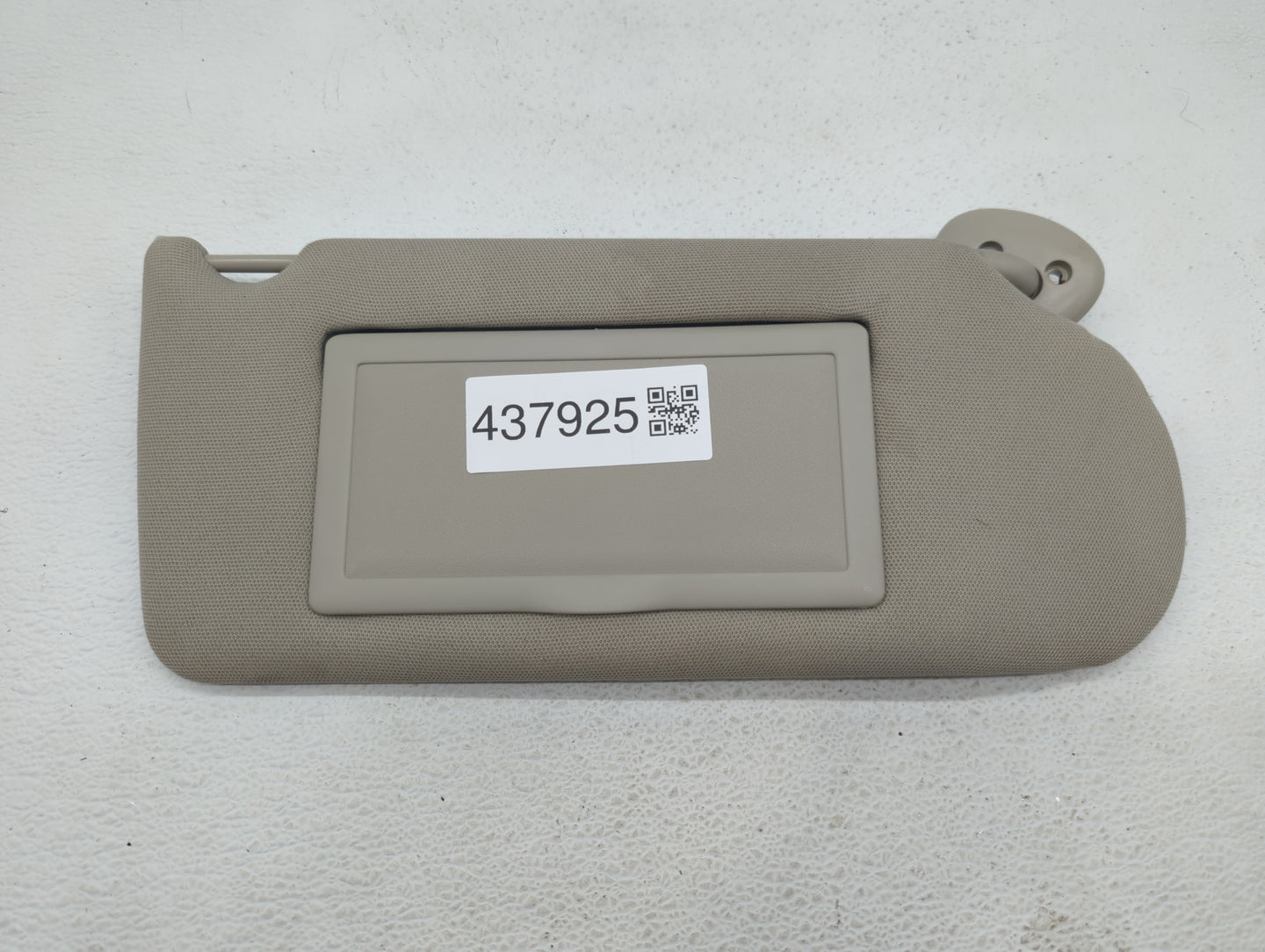 2005-2008 Pontiac Grand Prix Sun Visor Shade Replacement Passenger Right Mirror Fits Fits 2005 2006 2007 2008 OEM Used Auto 