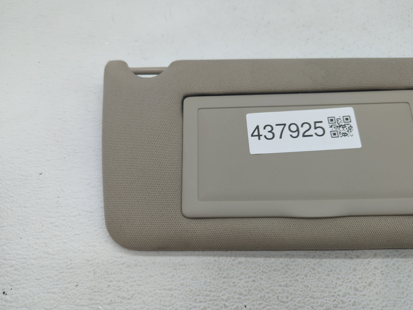 2005-2008 Pontiac Grand Prix Sun Visor Shade Replacement Passenger Right Mirror Fits Fits 2005 2006 2007 2008 OEM Used Auto 