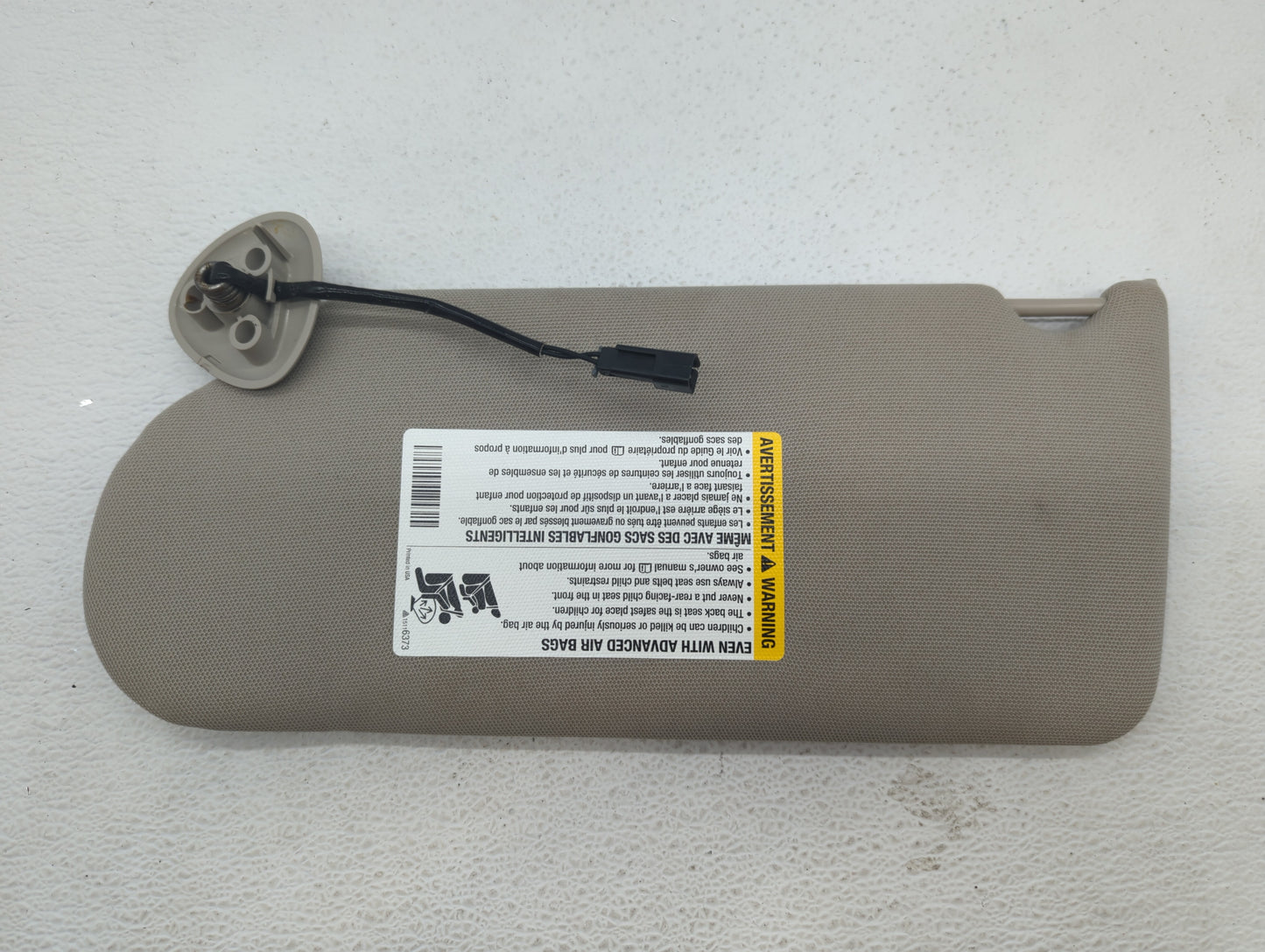 2005-2008 Pontiac Grand Prix Sun Visor Shade Replacement Passenger Right Mirror Fits Fits 2005 2006 2007 2008 OEM Used Auto 