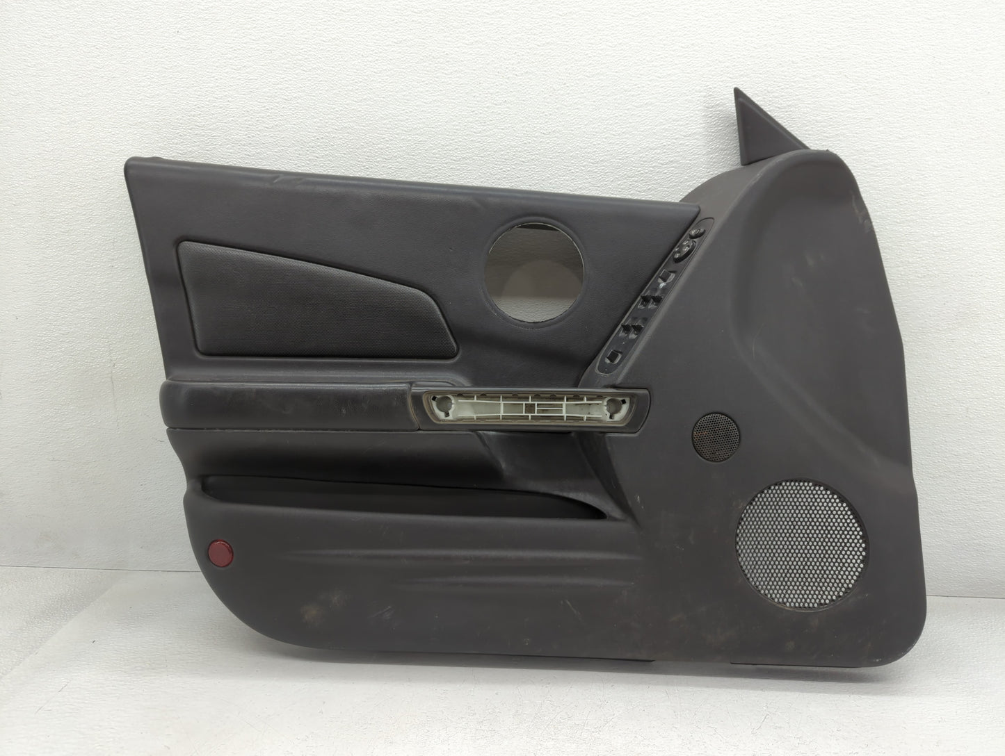 2007 Pontiac Grand Prix Front Left Driver Interior Door Panel Trim - Oemusedautoparts1.com
