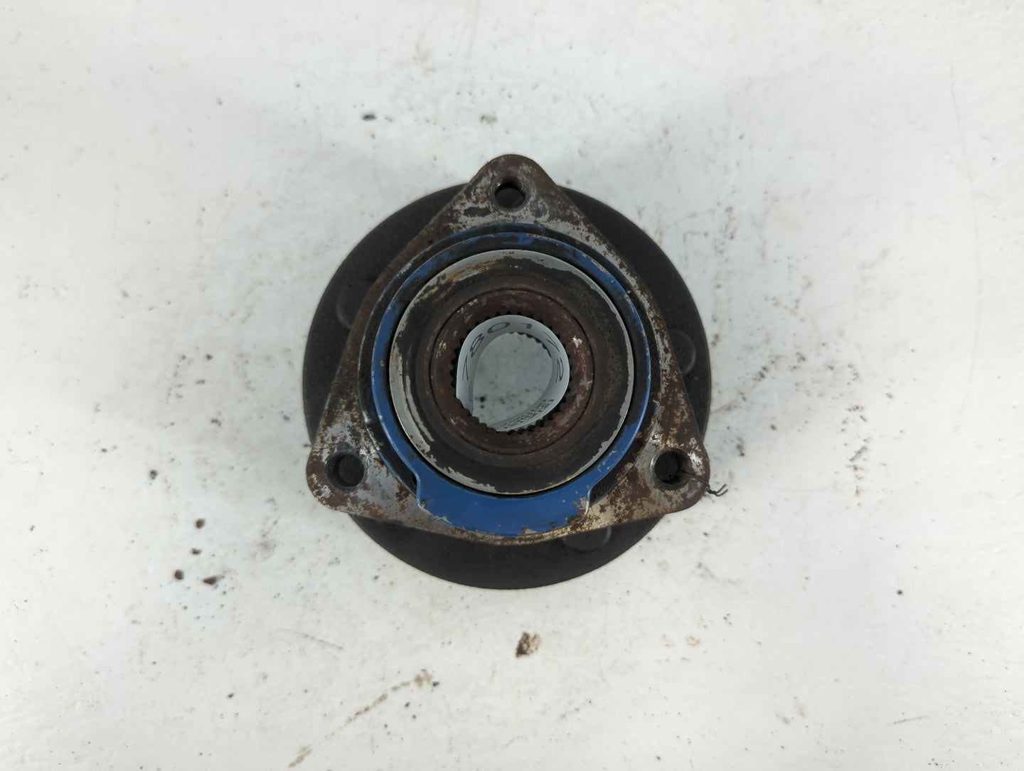 2003-2008 Pontiac Grand Prix Driver Front Wheel Hub Oem - Oemusedautoparts1.com