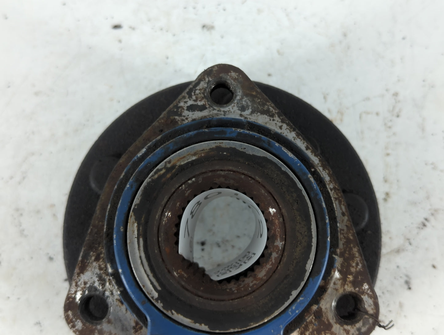 2003-2008 Pontiac Grand Prix Driver Front Wheel Hub Oem - Oemusedautoparts1.com