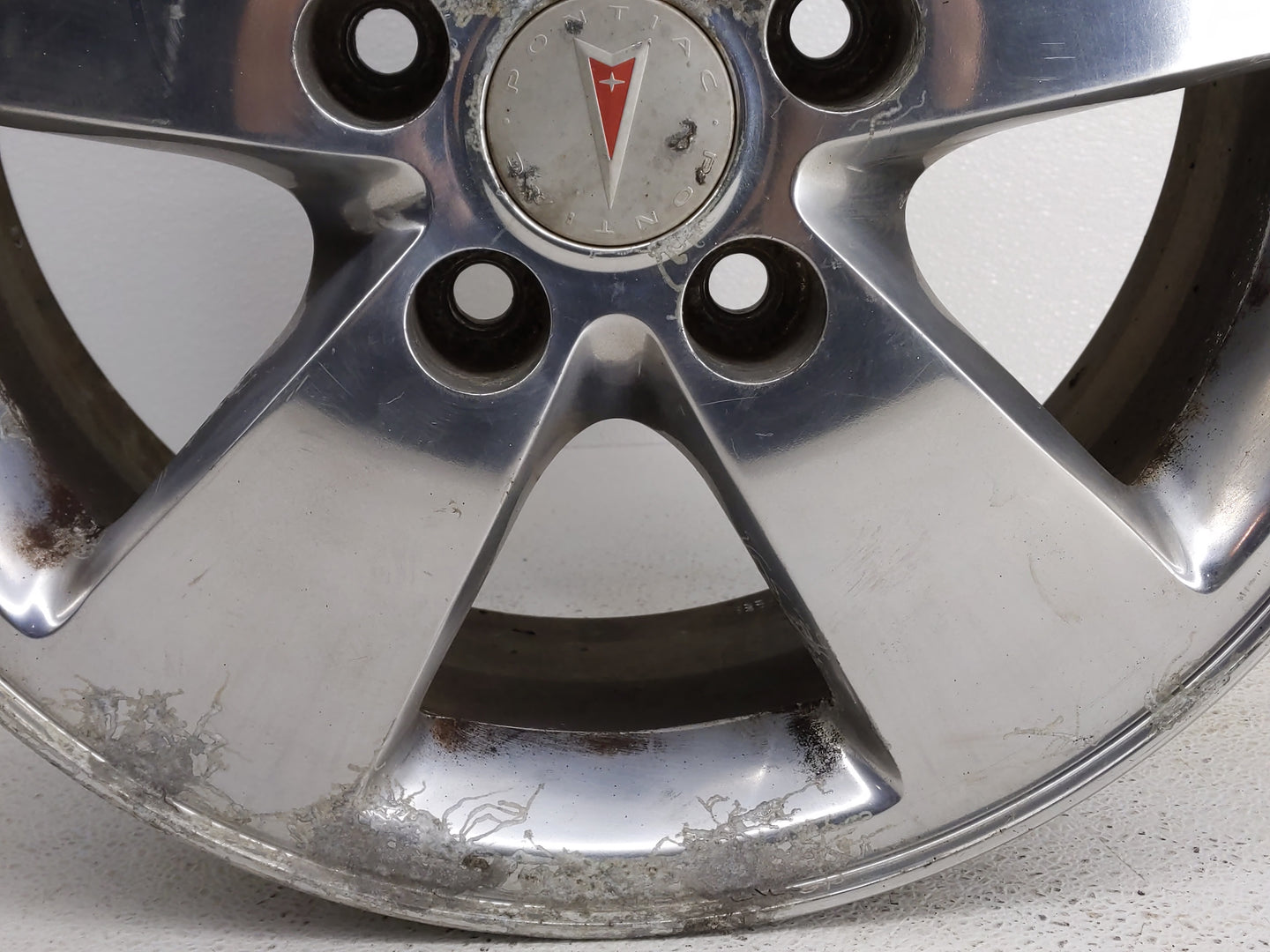 2005-2008 Pontiac Grand Prix Oem Wheel Rim 827906 - Oemusedautoparts1.com