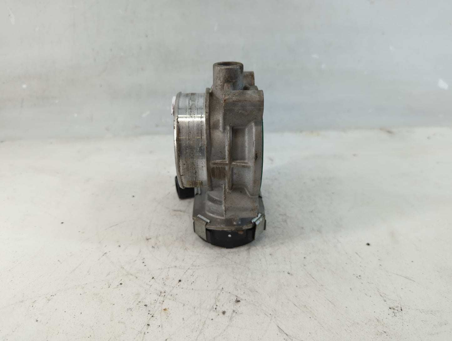 2007-2009 Pontiac Torrent Throttle Body Fits Fits 2006 2007 2008 2009 2010 2011 OEM Used Auto Parts - Oemusedautoparts1.com