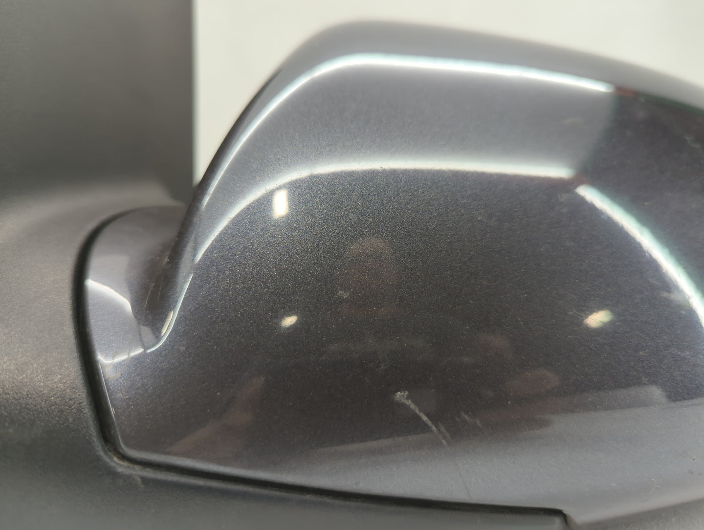 2006-2009 Pontiac Torrent Passenger Right Side View Manual Door Mirror - Oemusedautoparts1.com