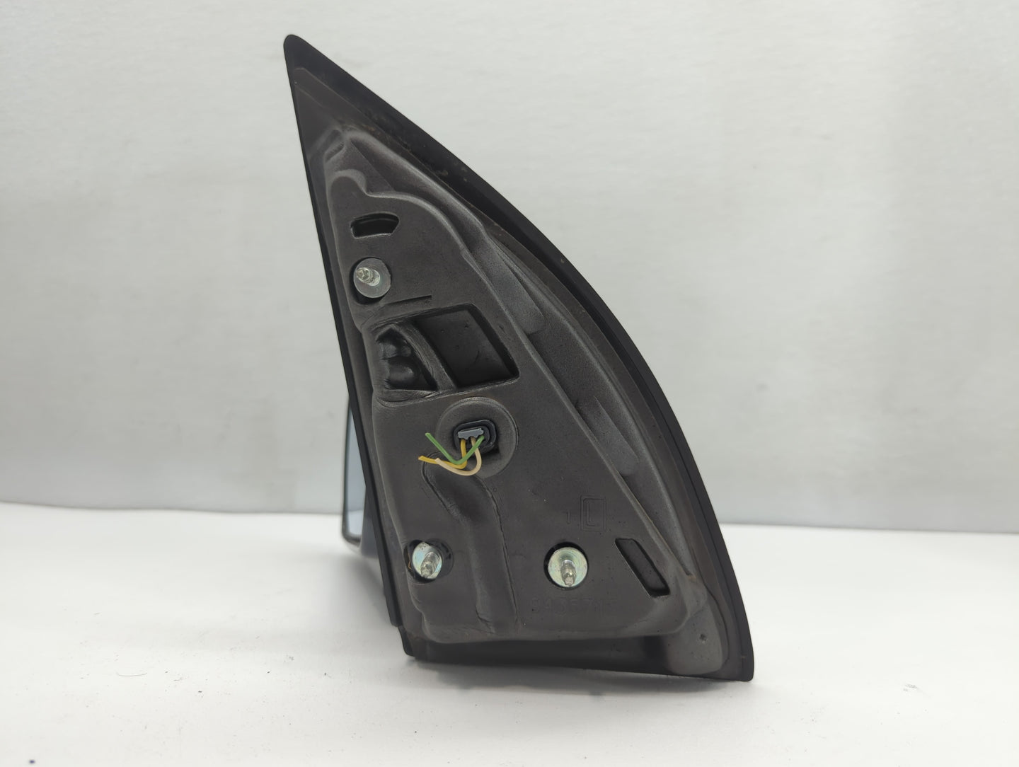 2006-2009 Pontiac Torrent Passenger Right Side View Manual Door Mirror - Oemusedautoparts1.com
