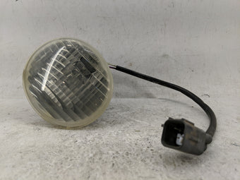 compare product 2003-2008 Pontiac Vibe Passenger Right Oem Fog Light Lamp