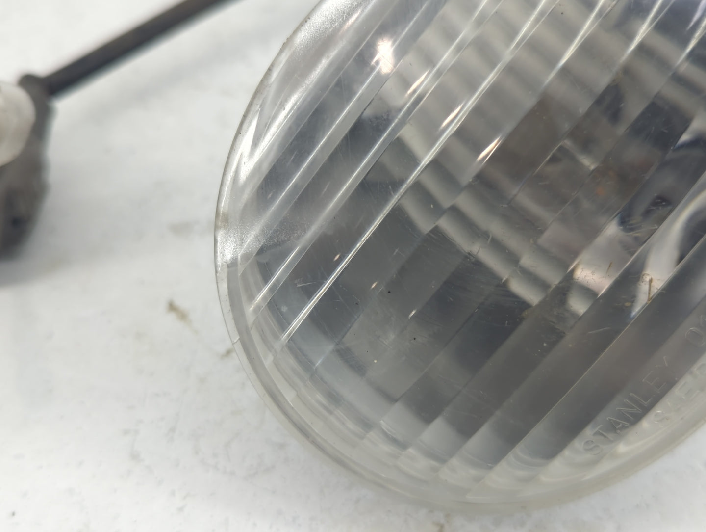 2007 Pontiac Vibe Passenger Right Oem Fog Light Lamp - Oemusedautoparts1.com
