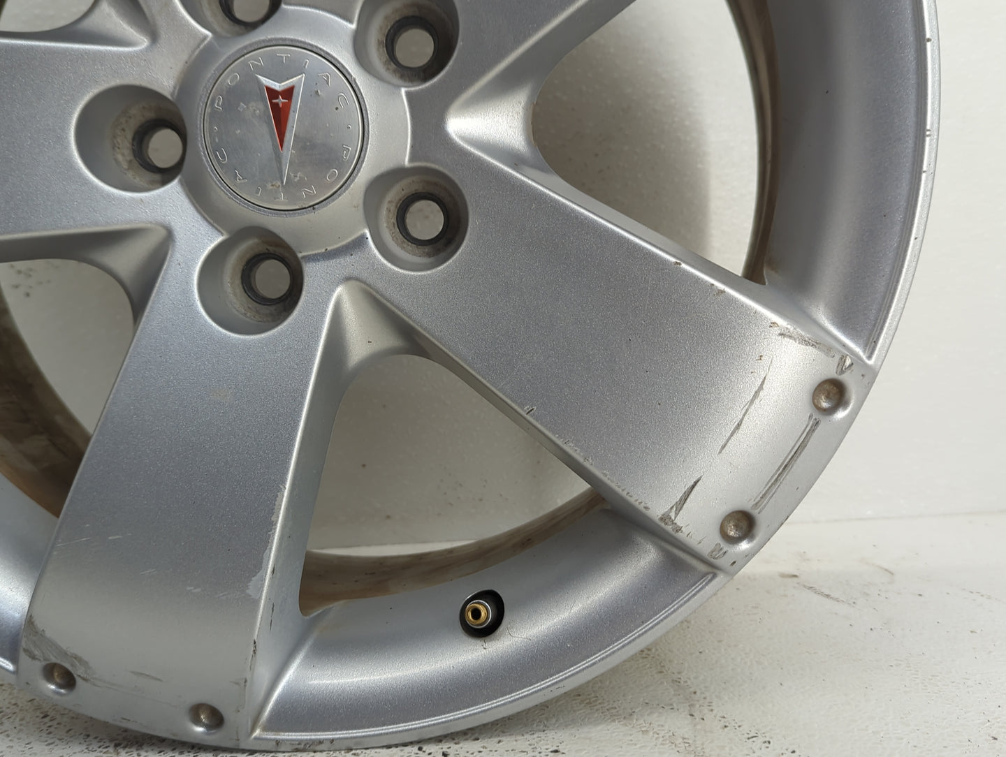 Pontiac Torrent Torren Oem Wheel Rim Grey - Oemusedautoparts1.com