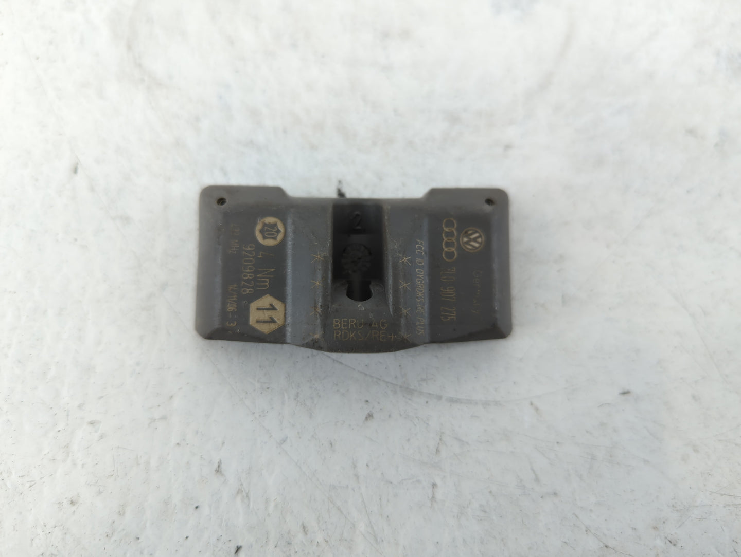 2007 Porsche Cayenne Tire Pressure Monitoring System Sensor Tpms - Oemusedautoparts1.com