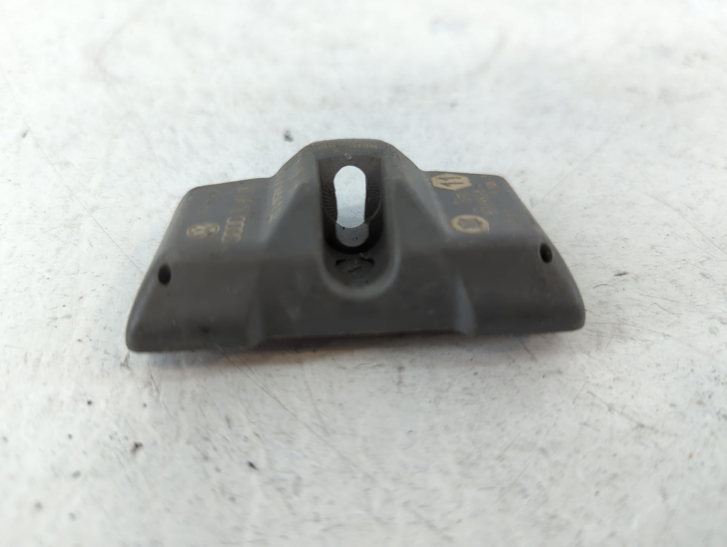 2007 Porsche Cayenne Tire Pressure Monitoring System Sensor Tpms - Oemusedautoparts1.com