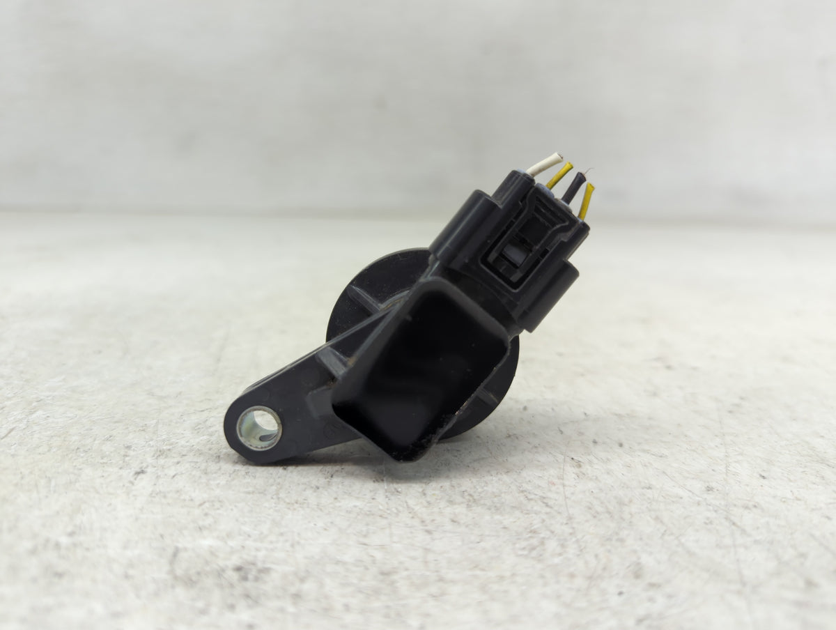 2007 Rover Range Rover Ignition Coil Igniter Pack - Oemusedautoparts1.com