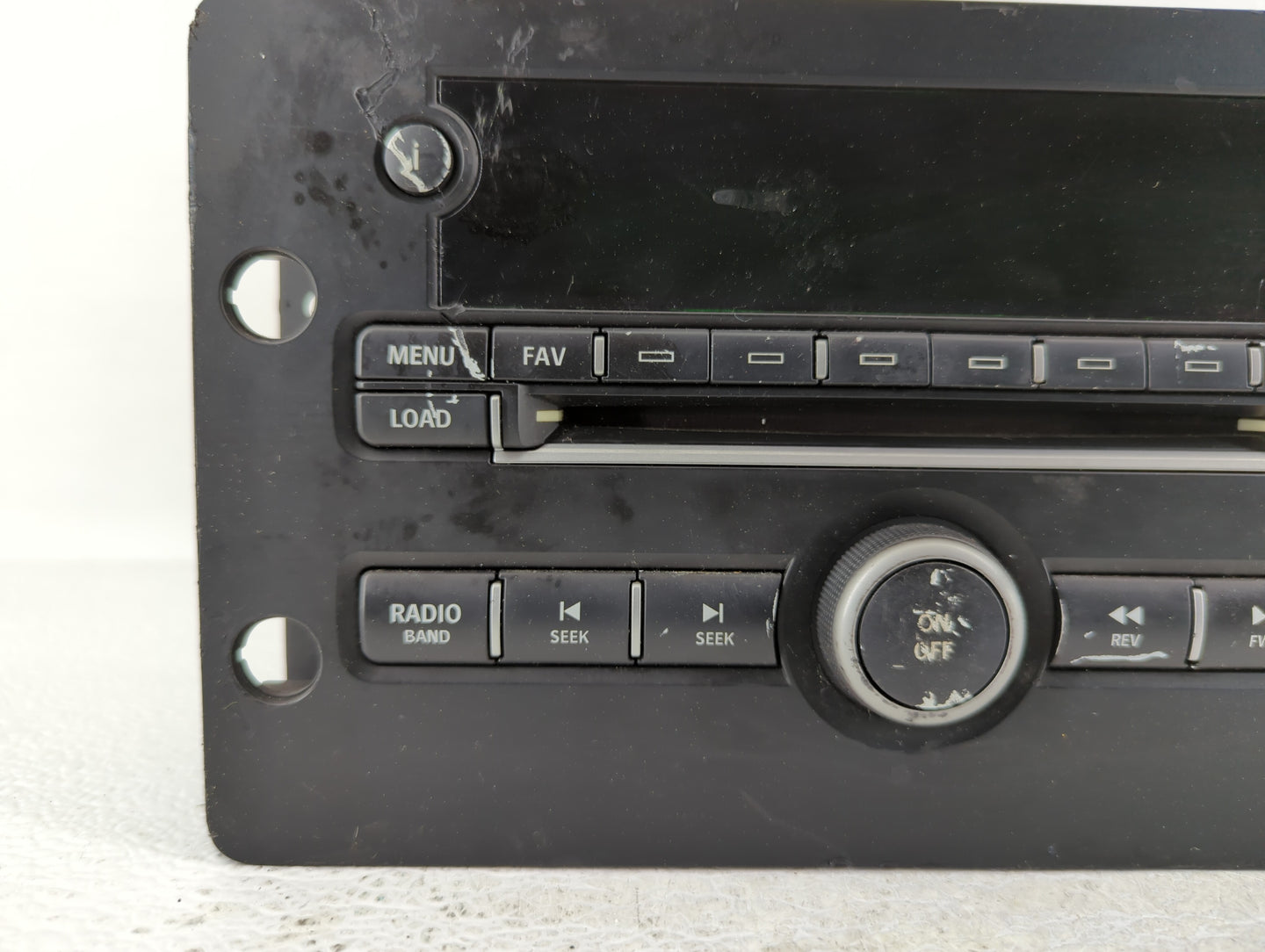 2007-2008 Saab 9-5 Am Fm Cd Player Radio Receiver - Oemusedautoparts1.com