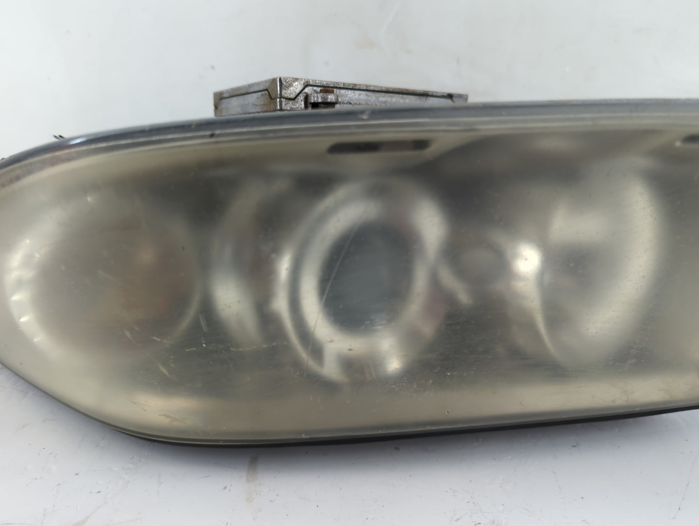 2005-2009 Saab 9-7x Driver Left Oem Head Light Headlight Lamp - Oemusedautoparts1.com