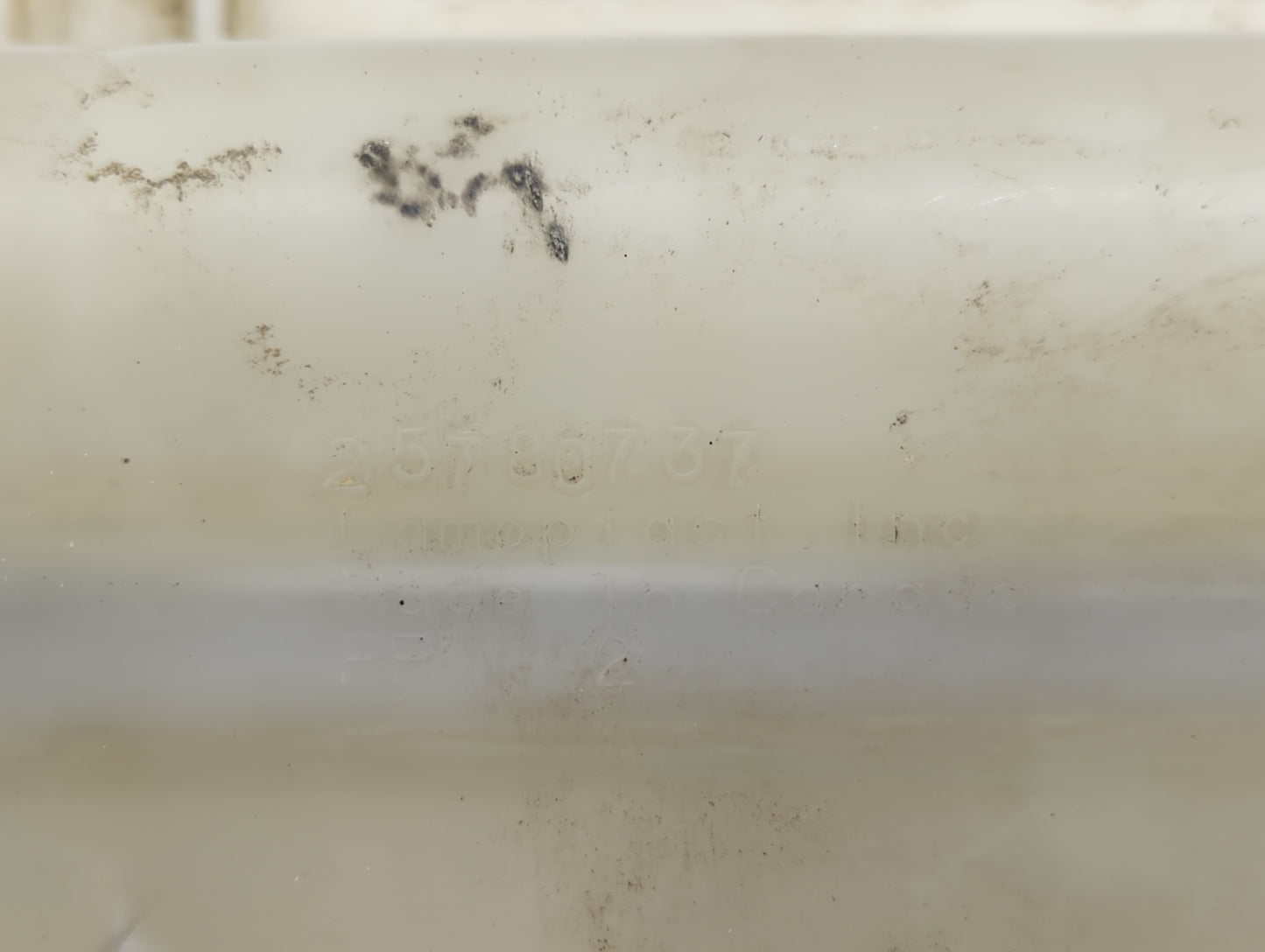 2005-2009 Saab 9-7x Radiator Coolant Overflow Expansion Tank Bottle - Oemusedautoparts1.com