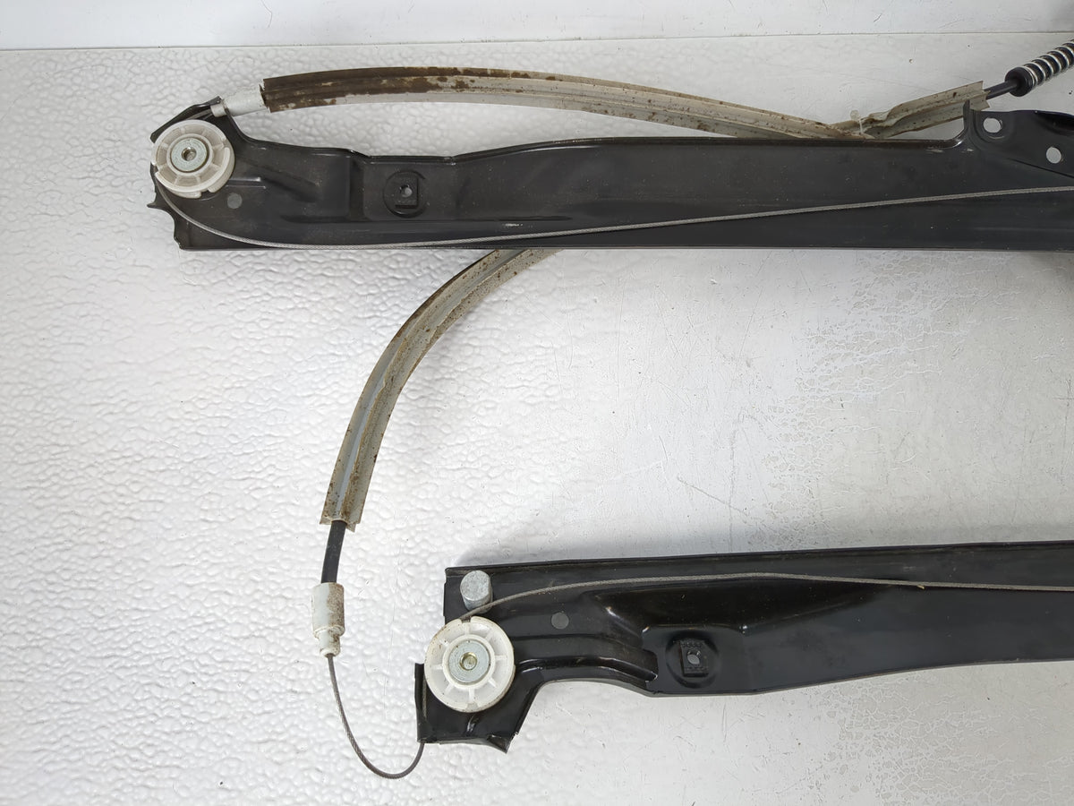 2005-2009 Saab 9-7x Used Window Regulator Passenger Front - Oemusedautoparts1.com