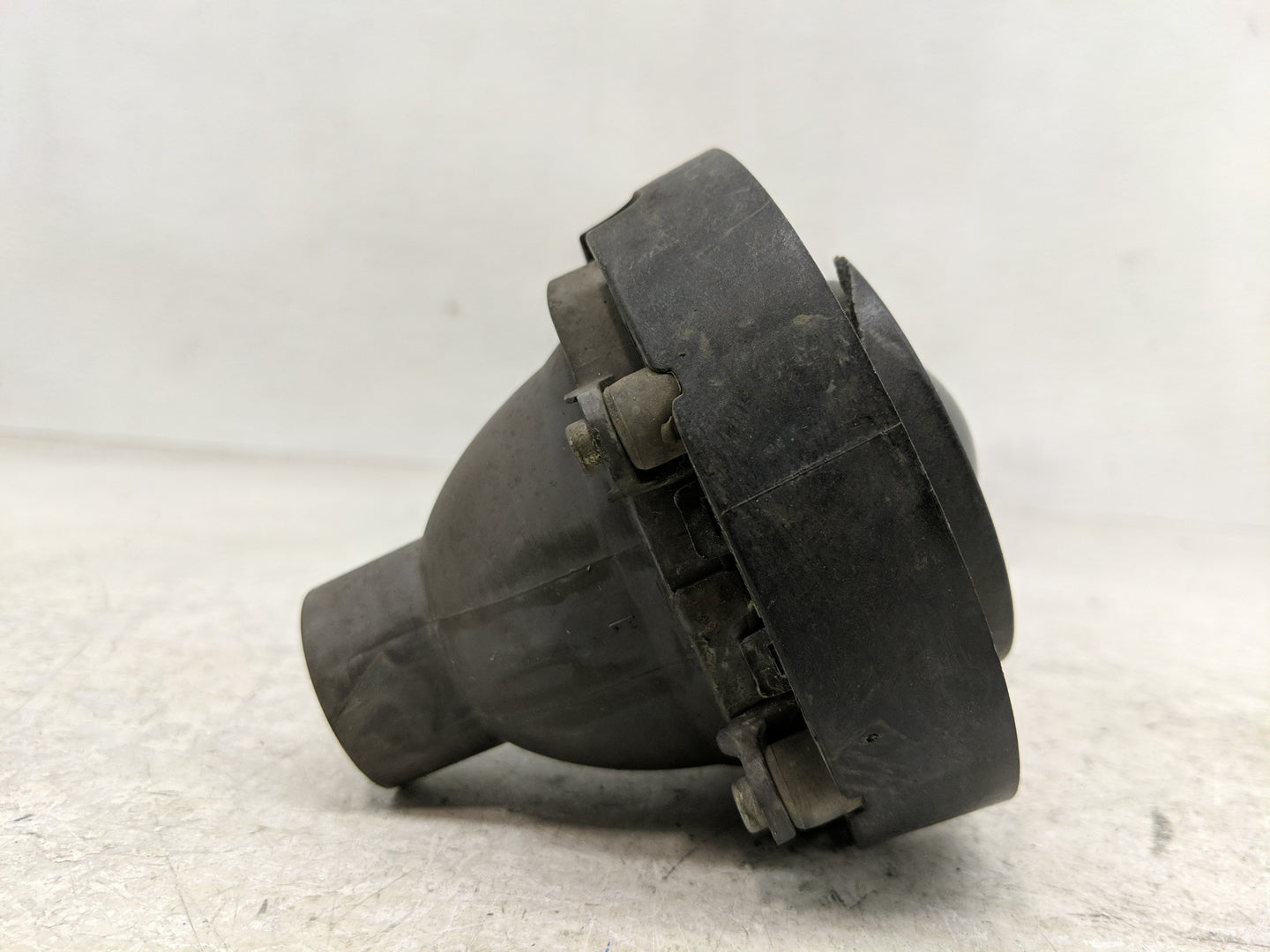 2005-2009 Saab 9-7x Passenger Right Oem Front Light Lamp - Oemusedautoparts1.com