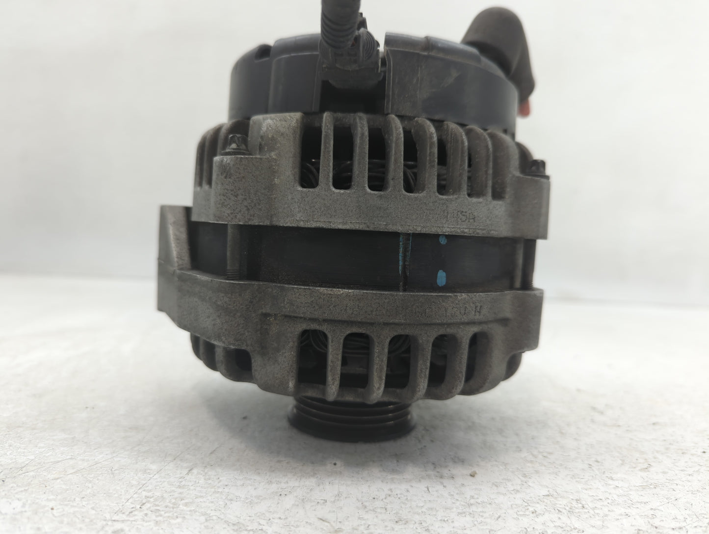 2007-2009 Saab 9-7x Alternator Replacement Generator Charging Assembly Engine OEM Fits Fits 2007 2008 2009 OEM Used Auto Par
