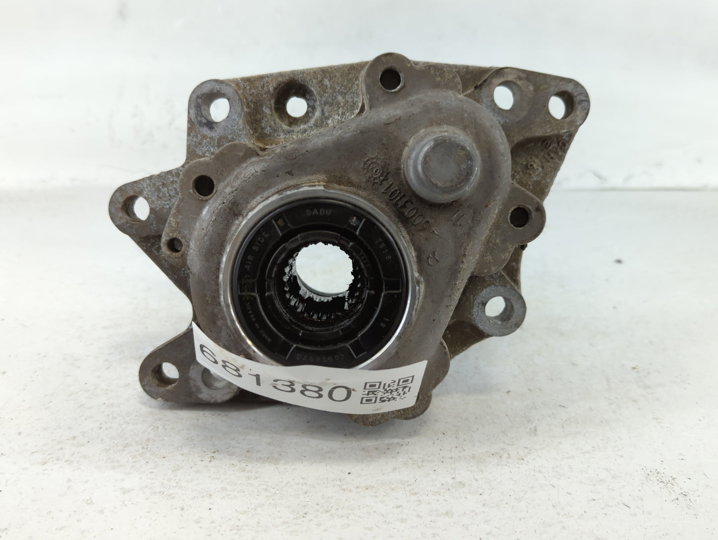2007 Saab 9-7x Transfer Case Adapter - Oemusedautoparts1.com