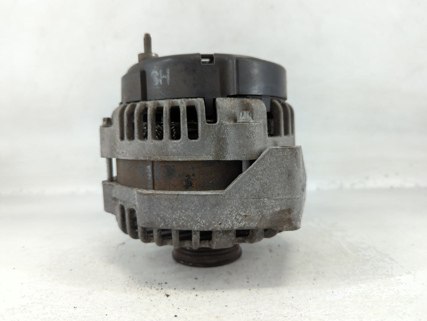 2007-2009 Saab 9-7x Alternator Replacement Generator Charging Assembly Engine OEM Fits Fits 2007 2008 2009 OEM Used Auto Par