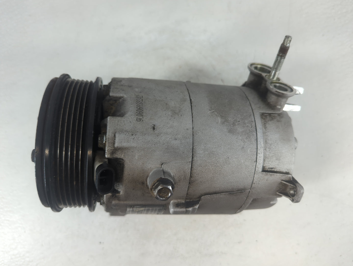 2007-2008 Saturn Aura Air Conditioning A/c Ac Compressor Oem - Oemusedautoparts1.com