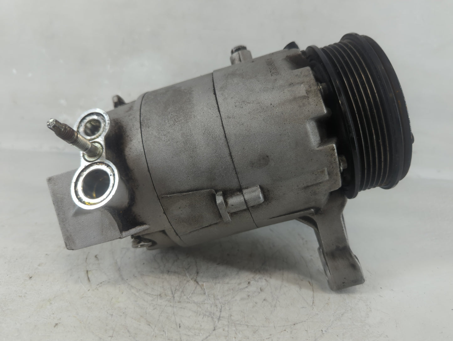 2007-2008 Saturn Aura Air Conditioning A/c Ac Compressor Oem - Oemusedautoparts1.com