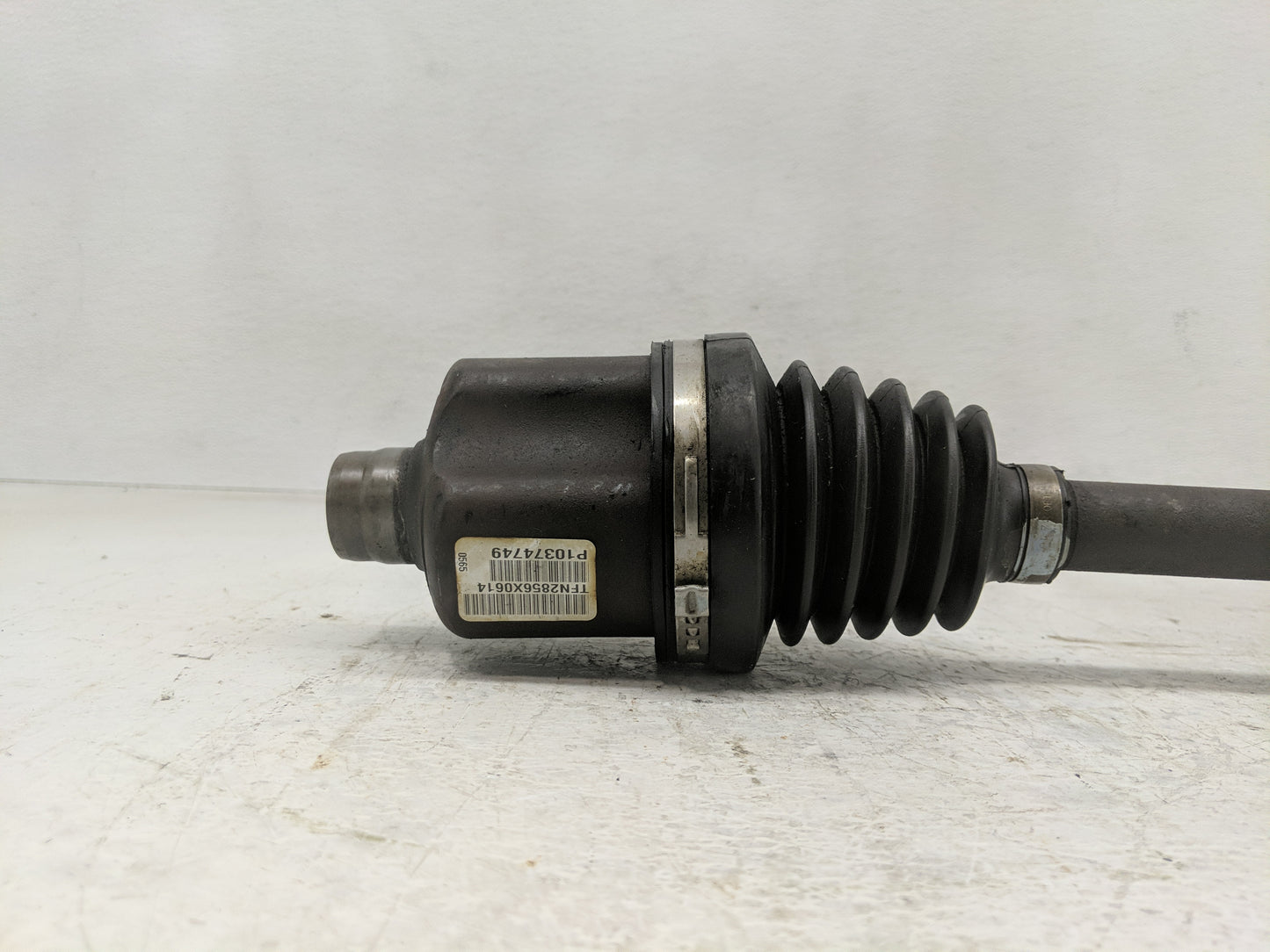 2007 Saturn Aura Axle Shaft Front Driver Cv C/v - Oemusedautoparts1.com