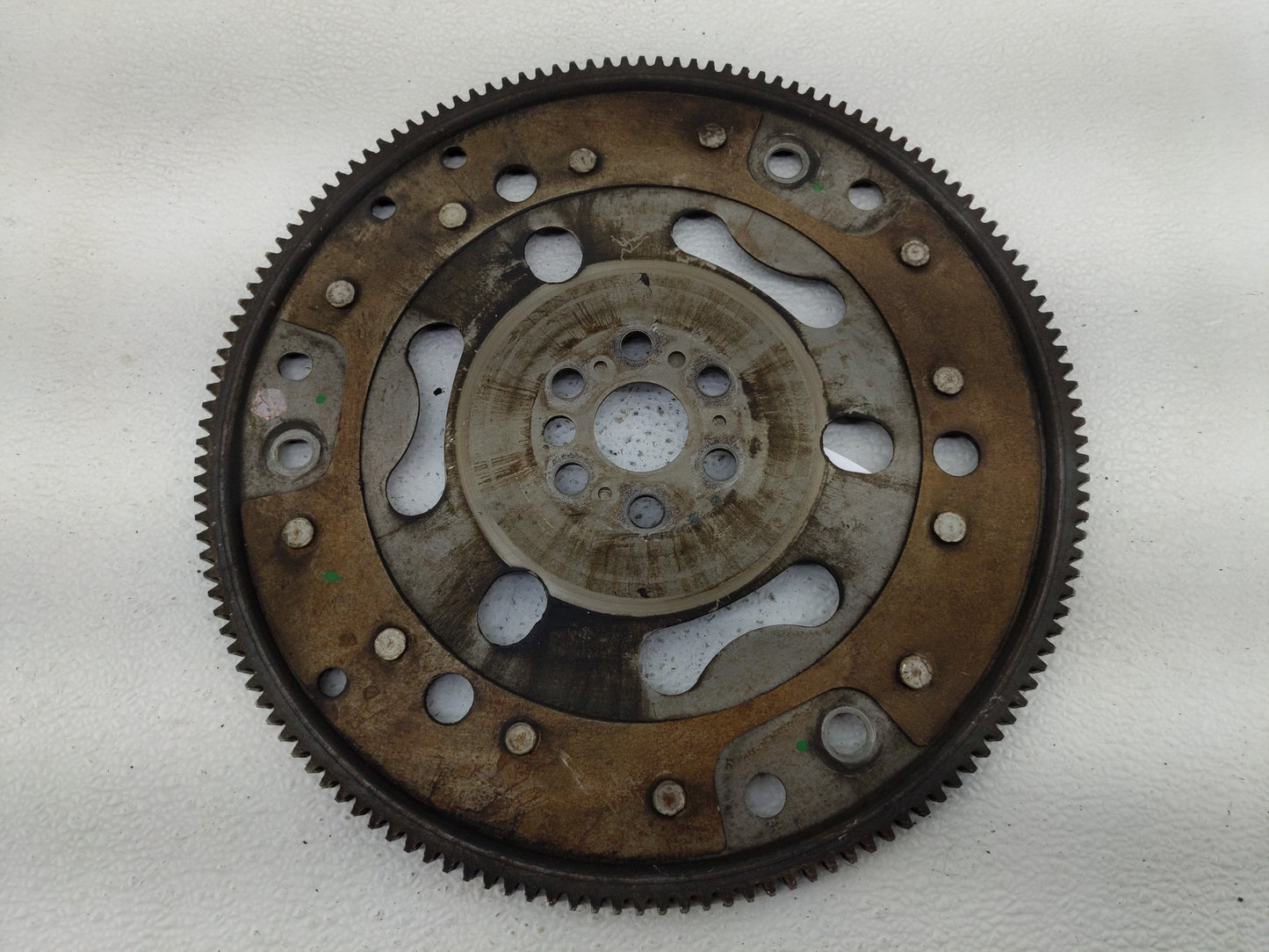 2007-2008 Saturn Aura Transmission Flywheel Flexplate P/N:12579453 Fits OEM Used Auto Parts - Oemusedautoparts1.com