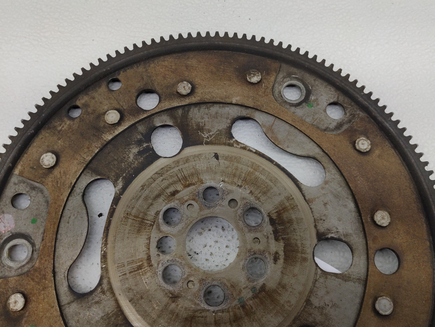 2007-2008 Saturn Aura Transmission Flywheel Flexplate P/N:12579453 Fits OEM Used Auto Parts - Oemusedautoparts1.com