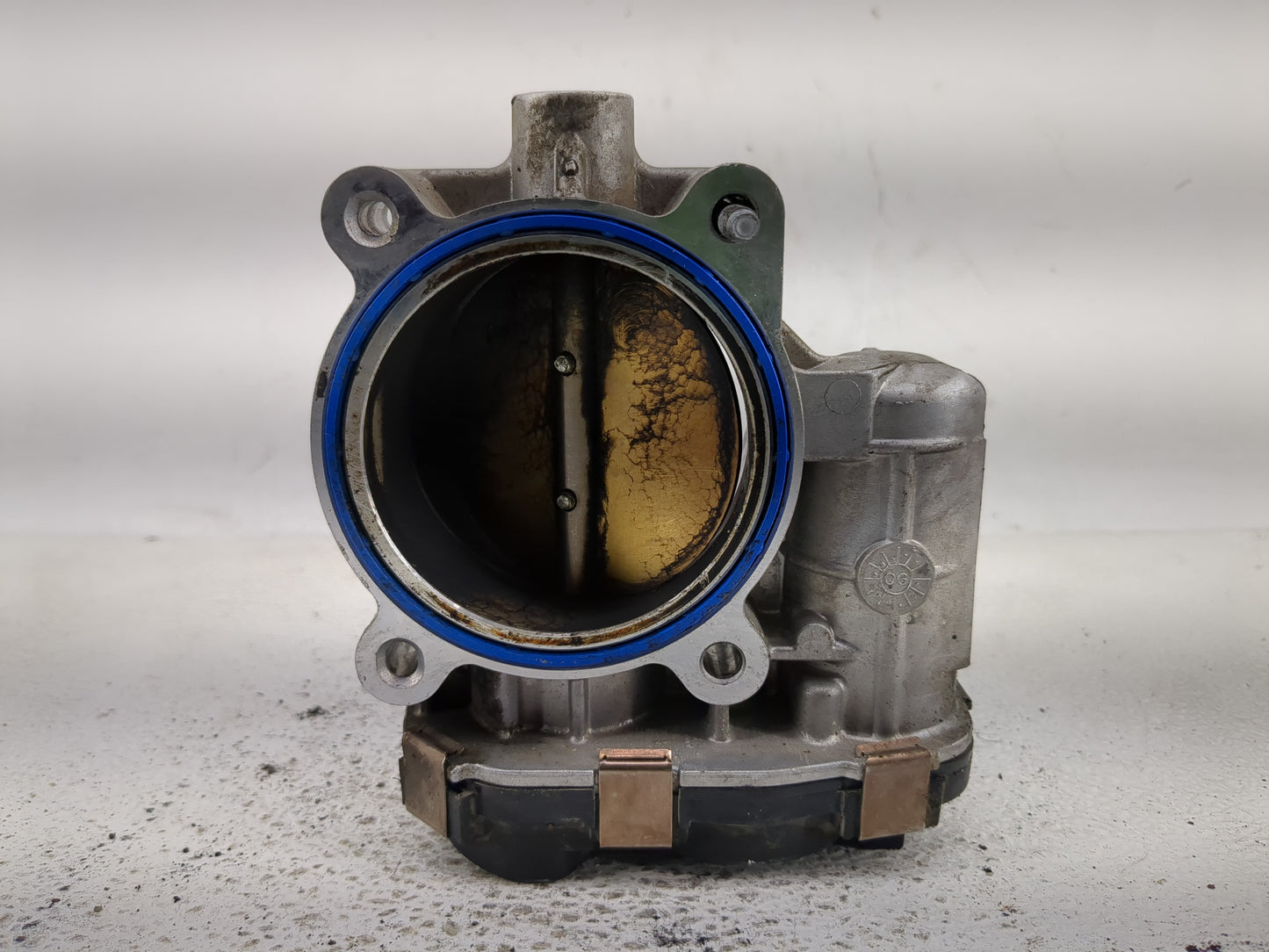 2007-2008 Saturn Aura Throttle Body P/N:RME72-1A Fits Fits 2006 2007 2008 2009 2010 2011 OEM Used Auto Parts - Oemusedautopa